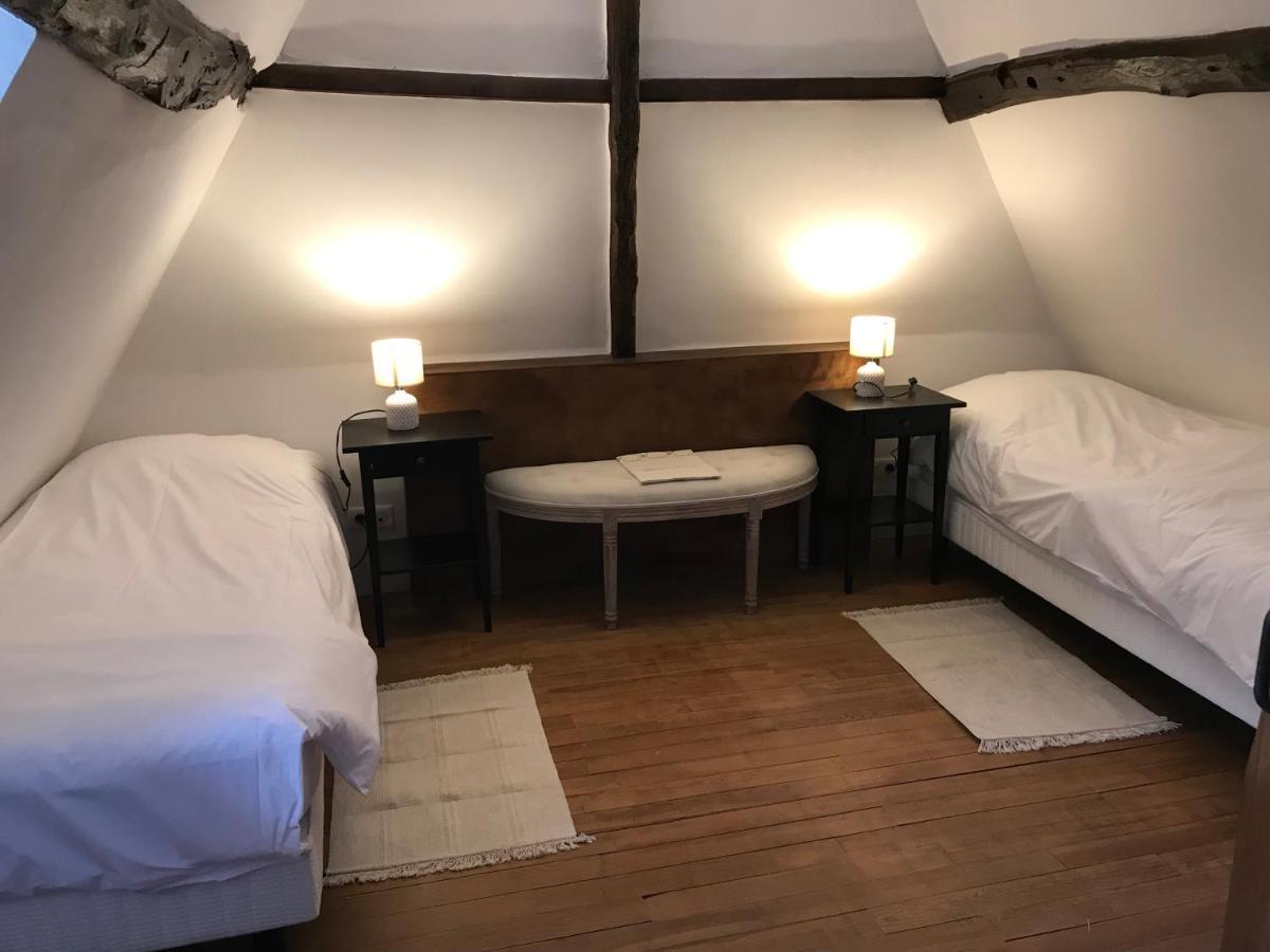 La Gloriette Gite Situe Dans La Propriete Dun Magnifique Manoir Vatteville-la-Rue Экстерьер фото