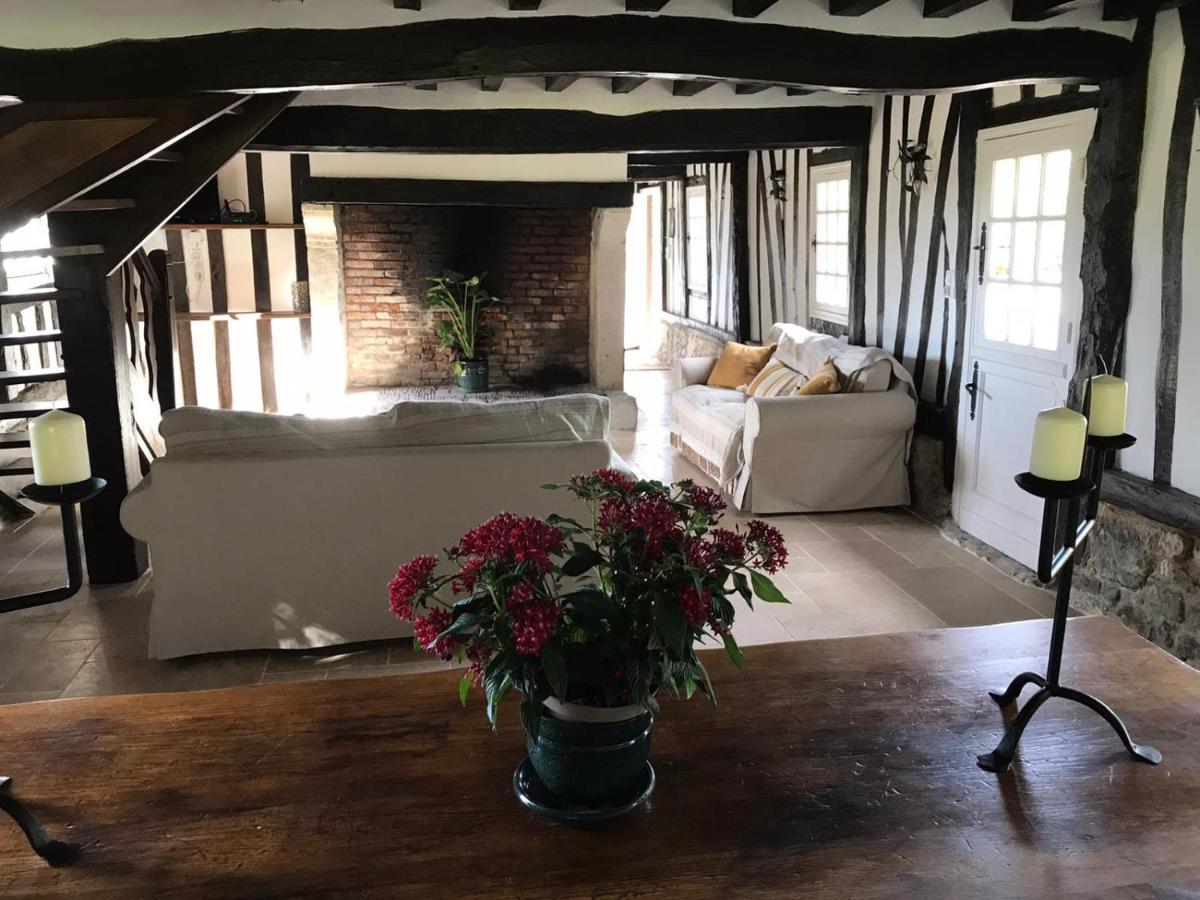 La Gloriette Gite Situe Dans La Propriete Dun Magnifique Manoir Vatteville-la-Rue Экстерьер фото